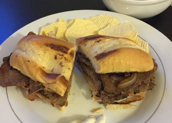 Easiest Way to Cook Perfect Slow Cooker French Dip Sandwich