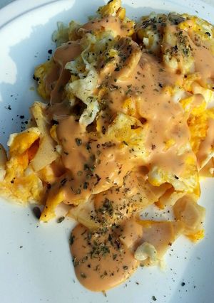 A picture of Turkey Srambled Eggs with Turkey.