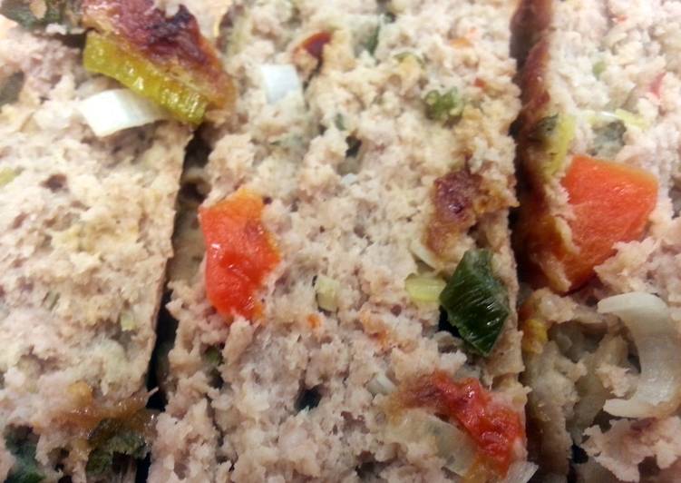 Turkey Meatloaf with Sage & Apples Turkey Meatloaf with Sage & Apples