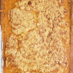 A picture of Pumpkin dump cake.