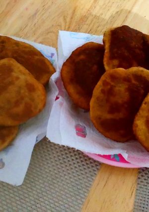 A picture of Banana Buns.
