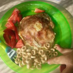A picture of Kiddies Ham Egg.