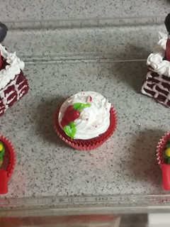 A picture of (Christmas Cupcakes) Santa Chimney & Wreath Cupcakes.