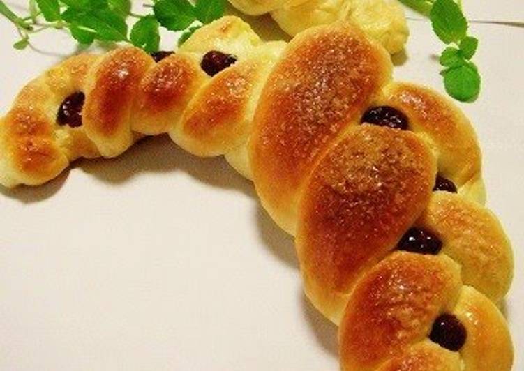 Simple Way to Prepare Super Quick Homemade Cute Braided Bread