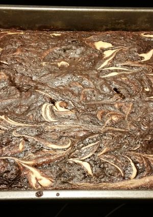 A picture of Peanut butter cheesecake swirl brownies.