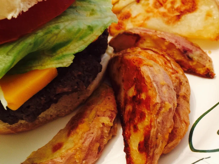 Easy Way Make Easy Baked Potato Wedges which Delicious