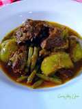 Ternera en salsa de ras el hanout con alcachofas y judías verdes