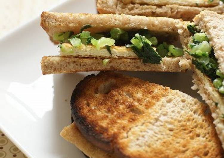 Simple Way to Make Quick Macrobiotic Deep-fried Tofu and Daikon Radish Leaves Sandwich