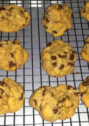 A picture of Grandmas peanut butter chocolate chip cookies.