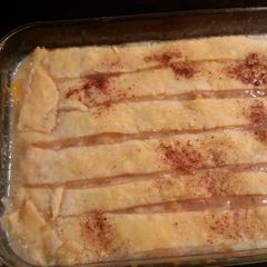 A picture of Uncle Mack's Peach Cobbler.