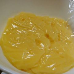 A picture of Basic Custard Cream.