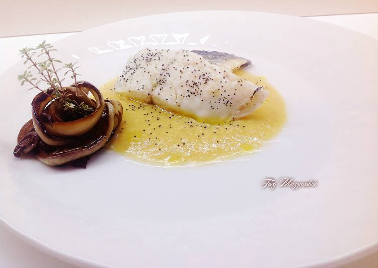 Orata con salsa di cachi piccante e radicchio tardivo