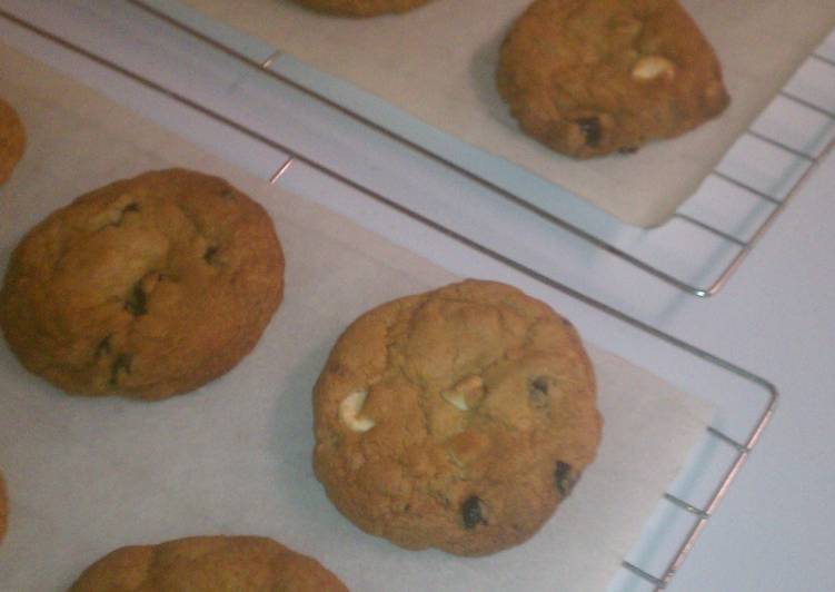 Recipe of Quick Blueberry White Chocolate Chip Cookies