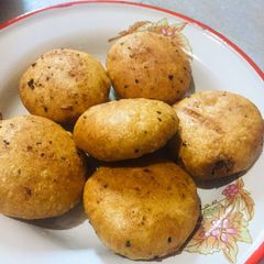 A picture of Monsoon Kachori.