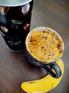 Une photo de Cake mug banane beurre de cacahuète
