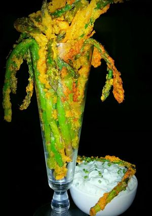 A picture of Mike's Fried Asparagus Spears.