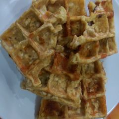 A picture of Matzo brie waffle bites.