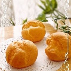 A picture of Cream Puff Pastry Done in the Microwave.
