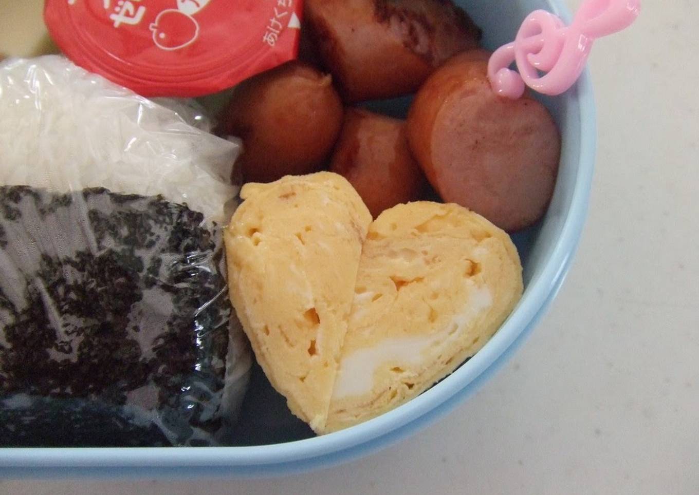 For Lunch Box: Heart Shape Egg Rolls