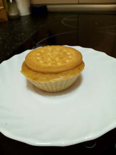 Una foto de Crema de galletas maría y caramelo