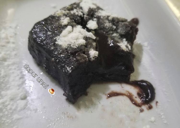 step by step Menyiapkan Chocolatos Lava Cake Jadi, Lezat