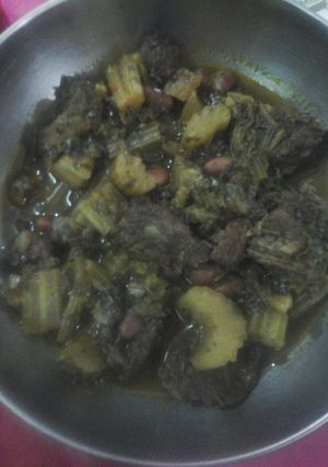 عکسی از دستور خورشت کرفس