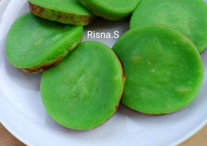 Resep Kue Lumpur Pandan Oleh Risna S Cookpad