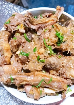 Hình của món Vịt om sấu.
