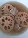 花生莲藕排骨汤 Lotus Root & Peanuts Pork Ribs Soup