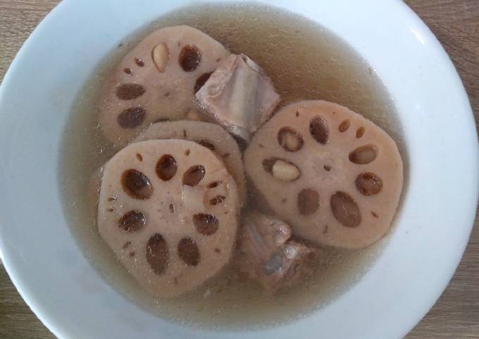 Easiest Way to Make Award-winning 花生莲藕排骨汤 Lotus Root &amp; Peanuts Pork Ribs Soup