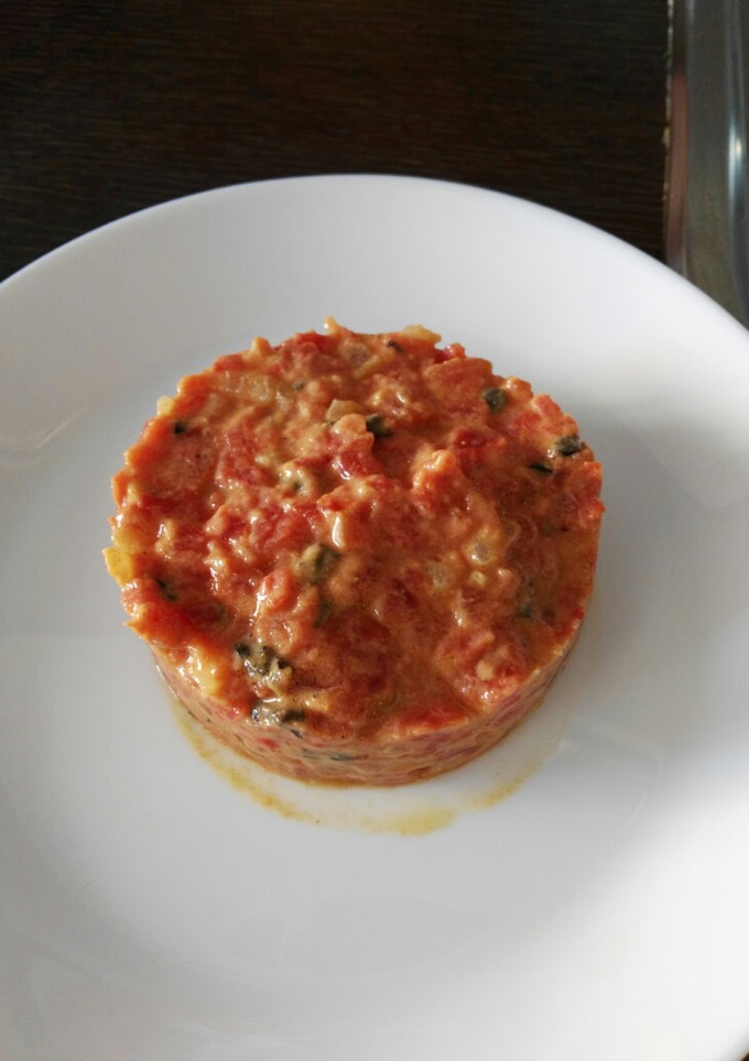 Una foto de Tartar de tomate
