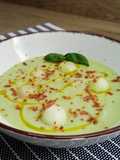 Sopa fría de melón y aguacate