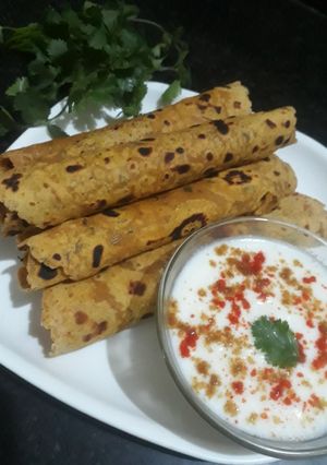 मसाला थेपला (masala thepla recipe in Hindi) रेसिपी मुख्य फोटो