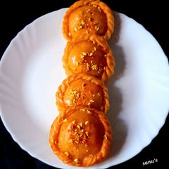 A picture of Chandrakala.