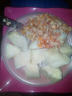 A picture of Boiled yam and egg sauce.
