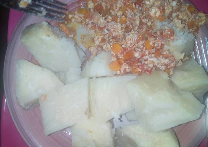 Steps to Prepare Ultimate Boiled yam and egg sauce