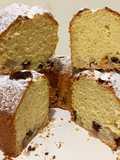 Ciambellone morbidissimo alle pere con gocce di cioccolato