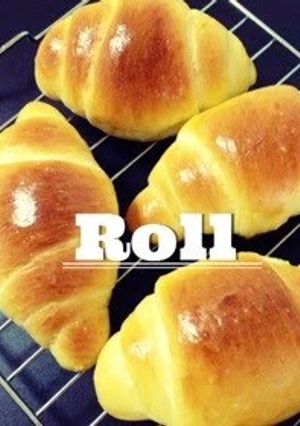 A picture of Hotel Breakfast!! Easy Buttery Table Rolls.