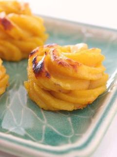 A picture of Baked Sweet Potato Snacks Made with Annoh-Imo.