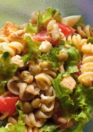 Una foto de Ensalada fresca de tirabuzones