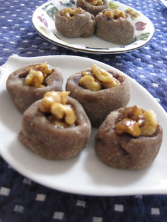 A picture of Walnut Mochi made with Toasted Barley Flour.