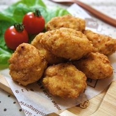 A picture of Easy Tofu and Ground Meat Fried Meatballs.