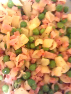 A picture of Ham and Pineapple Pasta Salad.