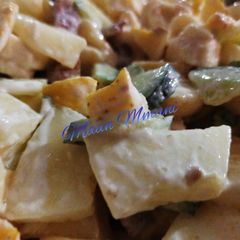 A picture of Creamy Fruits Chaat.