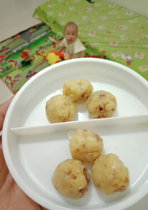 Foto resep Mpasi bola nasi (10m)