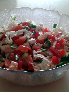 A picture of Tori's Diet Salad with Chicken Breast.