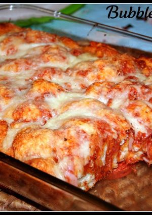 A picture of bubble up pizza.