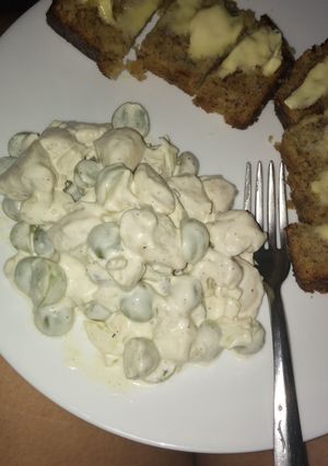 A picture of Meyer Chix Salad.