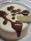 Tocinillo de ángeles o flan de leche por casualidad