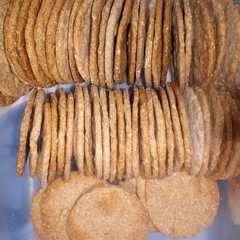 Una foto de Galletitas de harina integral y semillas